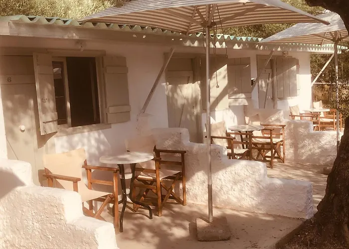 Barreira Beachfront Rooms 6